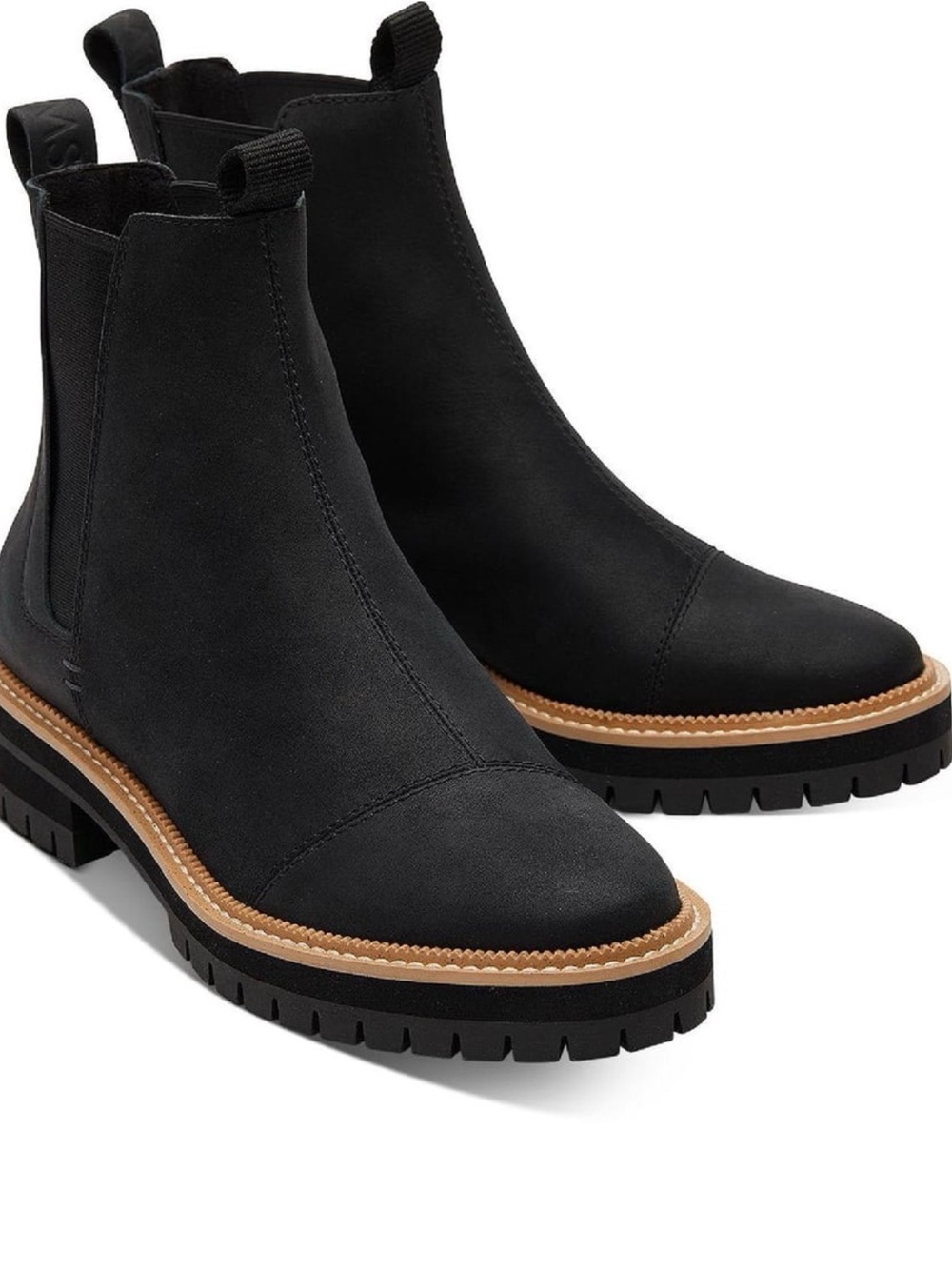 Toms Dakota Black Chelsea Lug Sole Ankle Boots with Tan Welt